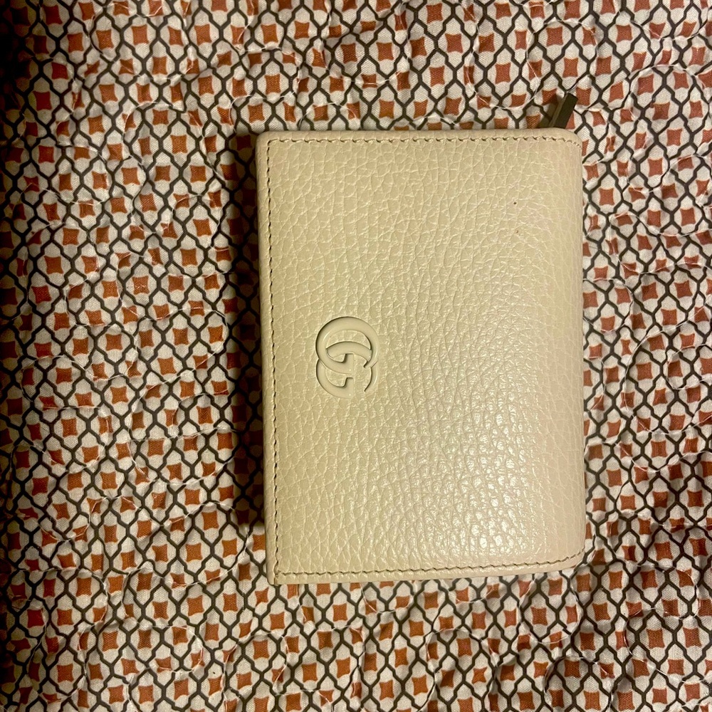 Gucci white Embossed Leather Collection